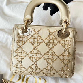 MINI LADY DIOR MIT PERLENSTICKEREI