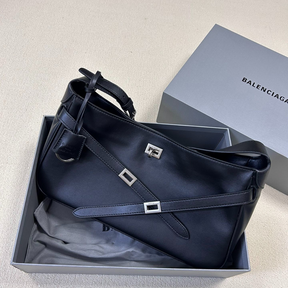 BEL AIR SCHULTERTASCHE MITTELGROß FÜR SIE IN SCHWARZ – BALENCIAGA