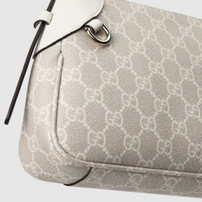 KLEINE GG-EMBLEM-SCHULTERTASCHE