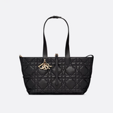 DIOR TOUJOURS PYSTYKÄYTTÖKASKU KESKIPÄÄLLÄ