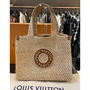 LOUIS VUITTON BY THE POOL RAFFIA ONTHEGO MM M24723